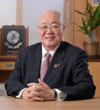 代表取締役社長　佐々木　徹